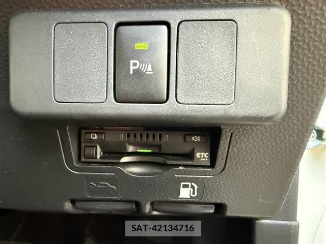 Toyota ROOMY 2019-03 4600712-10