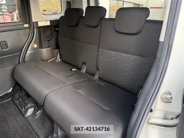 Toyota ROOMY 2019-03 4600712-15