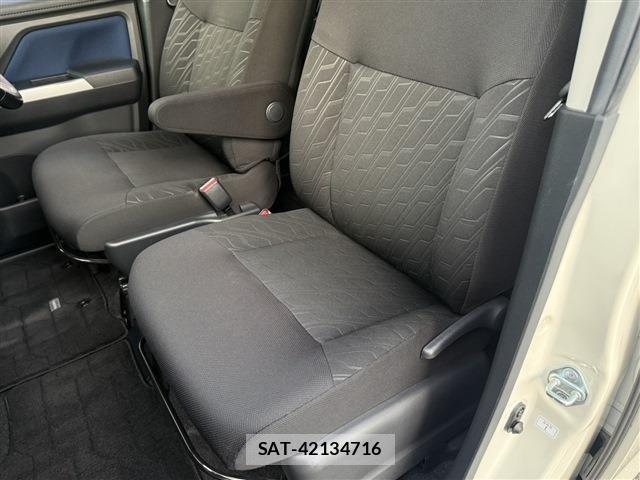 Toyota ROOMY 2019-03 4600712-4