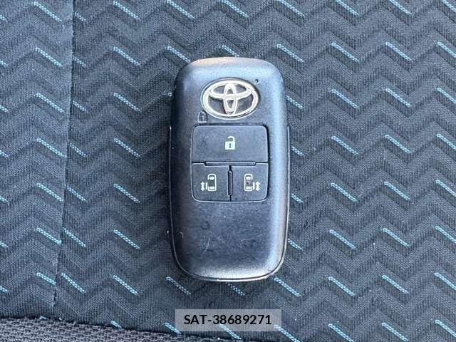 Toyota ROOMY 2021-03 4600680-5
