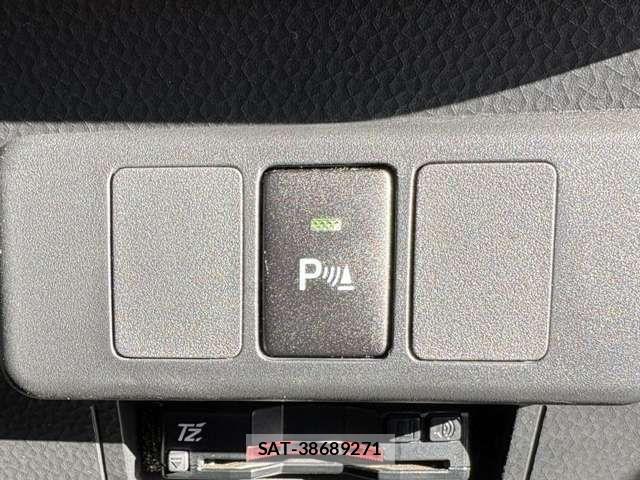 Toyota ROOMY 2021-03 4600680-8