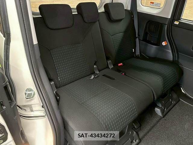 Toyota ROOMY 2021-05 4757416-9