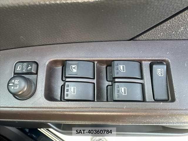 Toyota ROOMY 2017-09 4980720-23