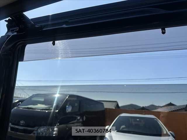 Toyota ROOMY 2017-09 4980720-28