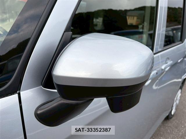 Toyota ROOMY 2021-08 4980572-17