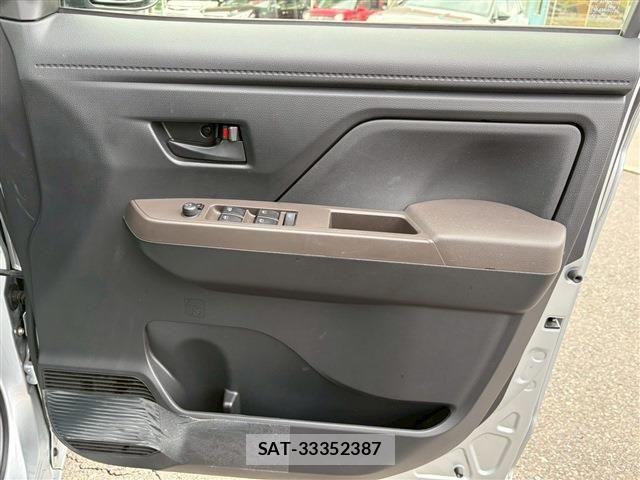 Toyota ROOMY 2021-08 4980572-22