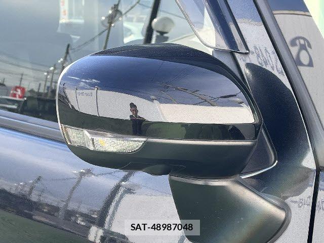 Toyota ROOMY 2022-10 5877131-24