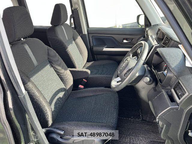 Toyota ROOMY 2022-10 5877131-3