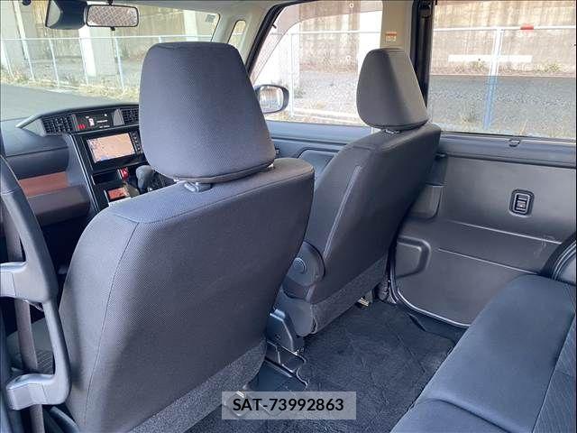 Toyota ROOMY 2017-04 5877297-15