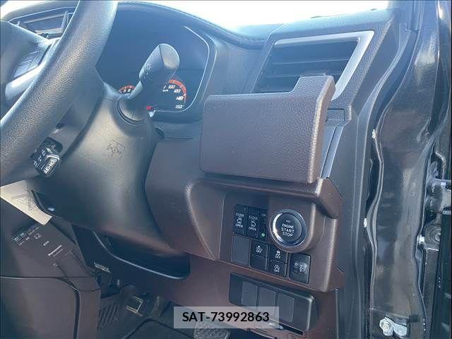 Toyota ROOMY 2017-04 5877297-18