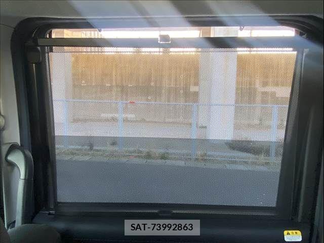 Toyota ROOMY 2017-04 5877297-28