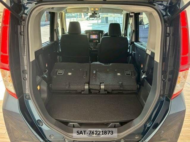 Toyota ROOMY 2017-01 5877205-12