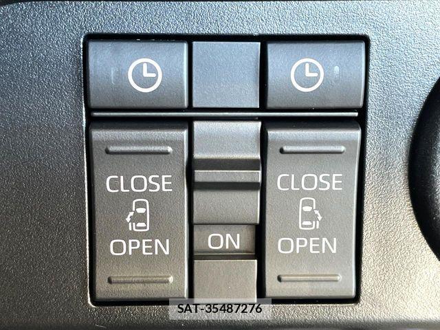 Toyota ROOMY 2023-02 6017223-4