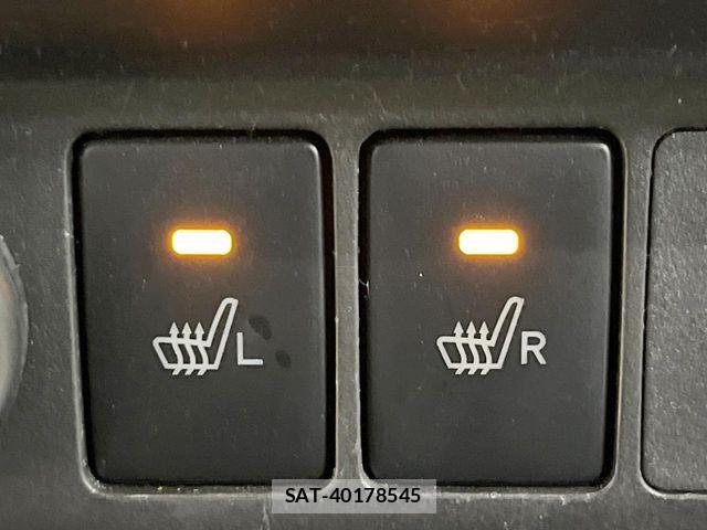 Toyota ROOMY 2019-04 6219084-6