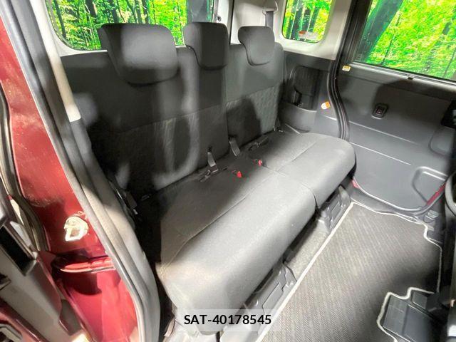 Toyota ROOMY 2019-04 6219084-8