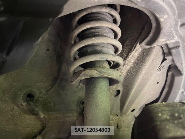 Toyota ROOMY 2018-03 6306220-19