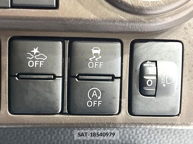 Toyota ROOMY 2020-09 6306217-5