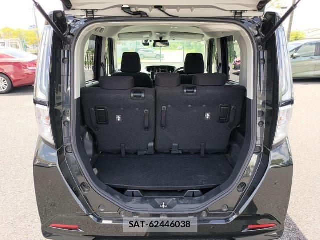 Toyota ROOMY 2020-12 6527414-24