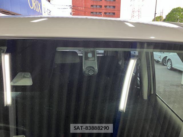 Toyota ROOMY 2018-09 6614492-27