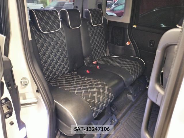 Toyota ROOMY 2022-03 6673413-26