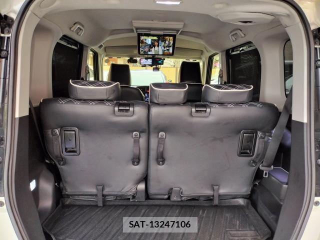 Toyota ROOMY 2022-03 6673413-28