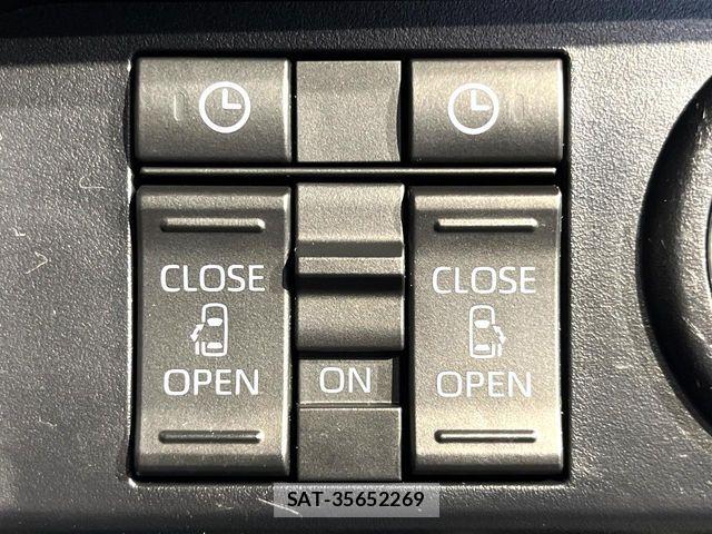 Toyota ROOMY 2021-01 6673422-4