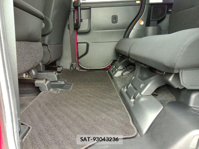 Toyota ROOMY 2018-11 6673439-13
