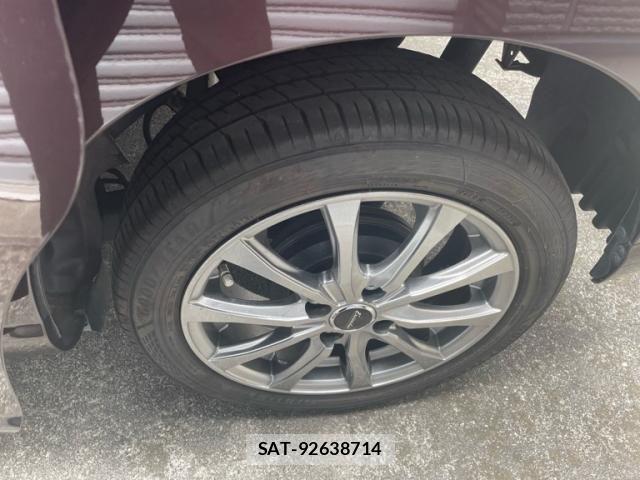 Toyota ROOMY 2019-05 6673443-12