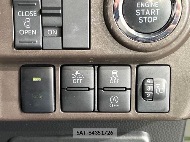 Toyota ROOMY 2023-04 6677789-5