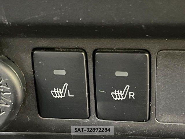 Toyota ROOMY 2019-04 6677794-6