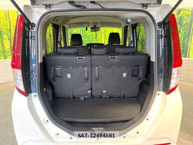 Toyota ROOMY 2019-07 6677792-9