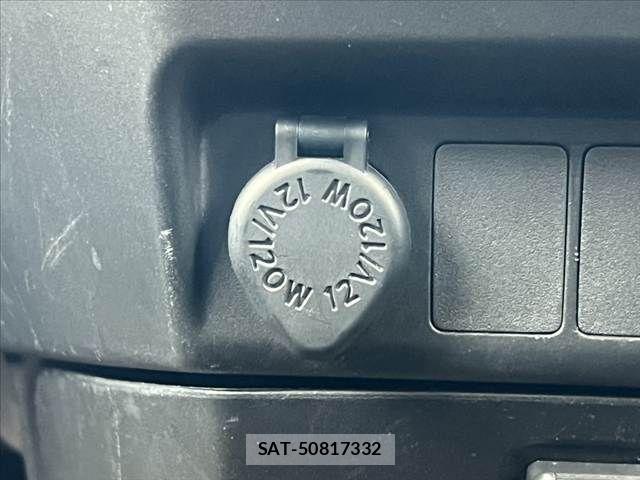 Toyota ROOMY 2017-02 6677803-27