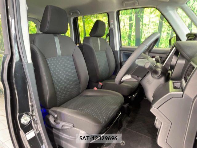 Toyota ROOMY 2023-01 6677778-7