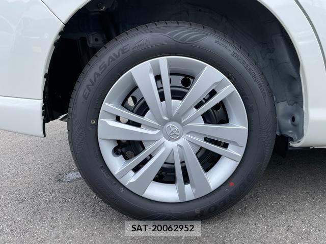 Toyota ROOMY 2025-04 6674714-12