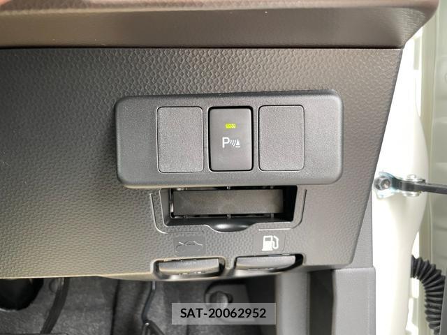 Toyota ROOMY 2025-04 6674714-16