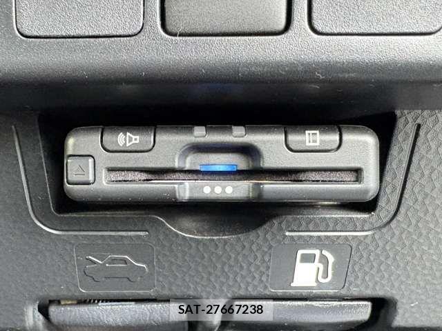 Toyota ROOMY 2022-03 6691220-3