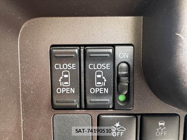 Toyota ROOMY 2019-04 6691219-27