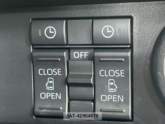Toyota ROOMY 2020-10 6717172-4