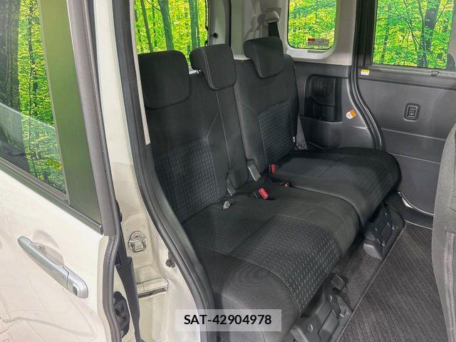 Toyota ROOMY 2020-10 6717172-8