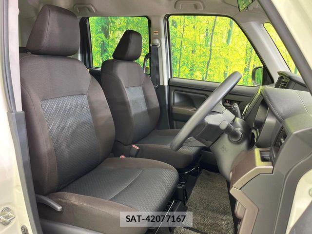 Toyota ROOMY 2021-06 6717176-8
