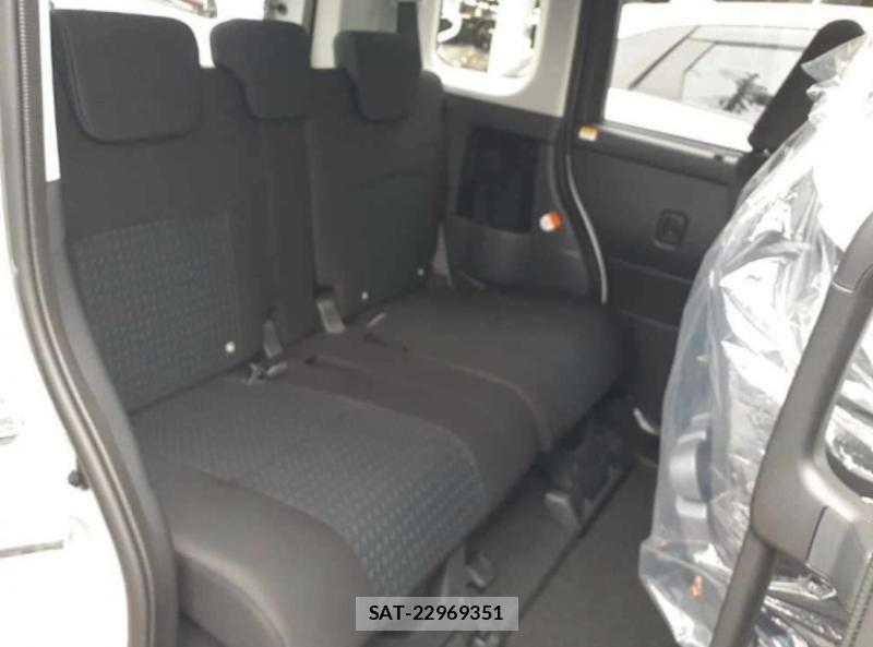Toyota ROOMY 2025-11 6718091-11