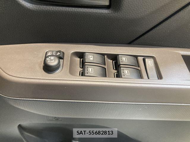 Toyota ROOMY 2022-08 6753108-24