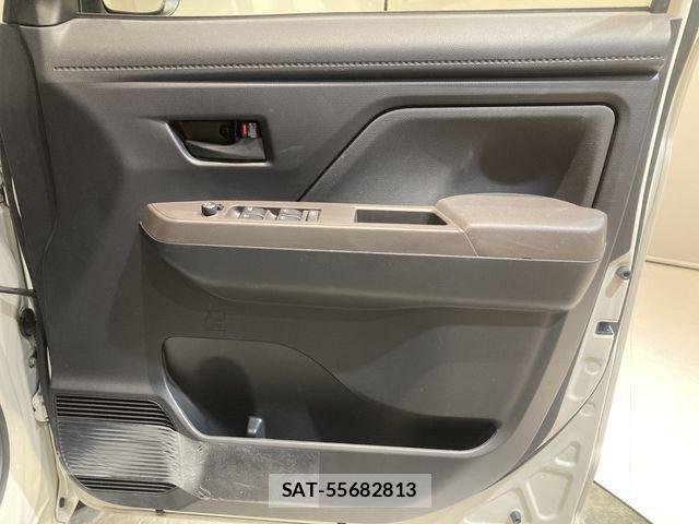 Toyota ROOMY 2022-08 6753108-25