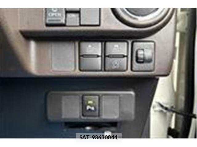 Toyota ROOMY 2021-03 6753112-28