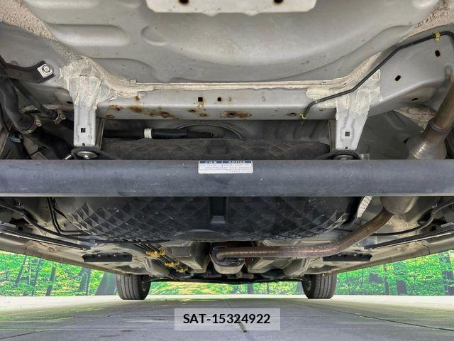 Toyota ROOMY 2018-07 6753113-18