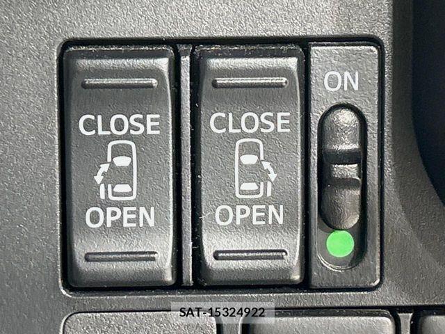 Toyota ROOMY 2018-07 6753113-2