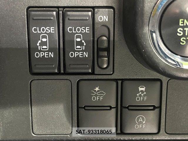 Toyota ROOMY 2017-09 6816968-5