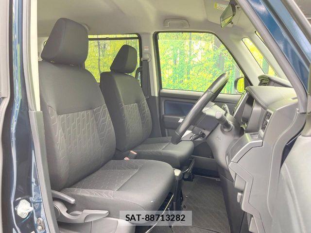 Toyota ROOMY 2018-08 6816966-6