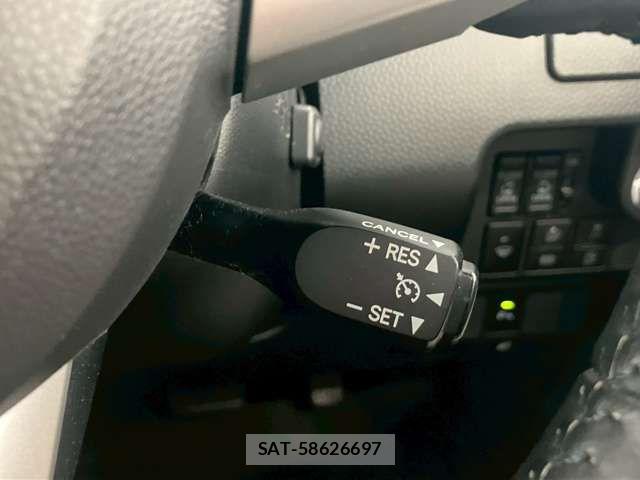 Toyota ROOMY 2019-03 6912093-1