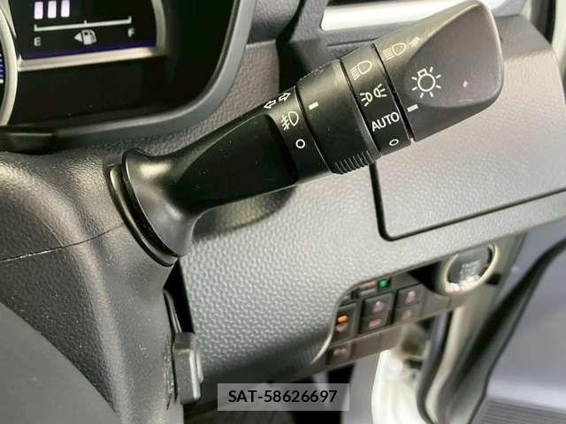 Toyota ROOMY 2019-03 6912093-4